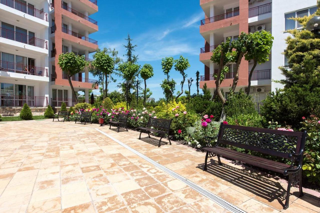 GT Riviera Fort Beach Apartments Rawda Exterior foto